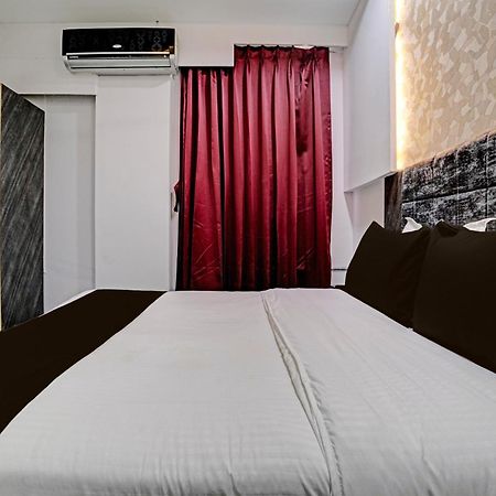 Hotel O Star Galaxy Surat Ngoại thất bức ảnh