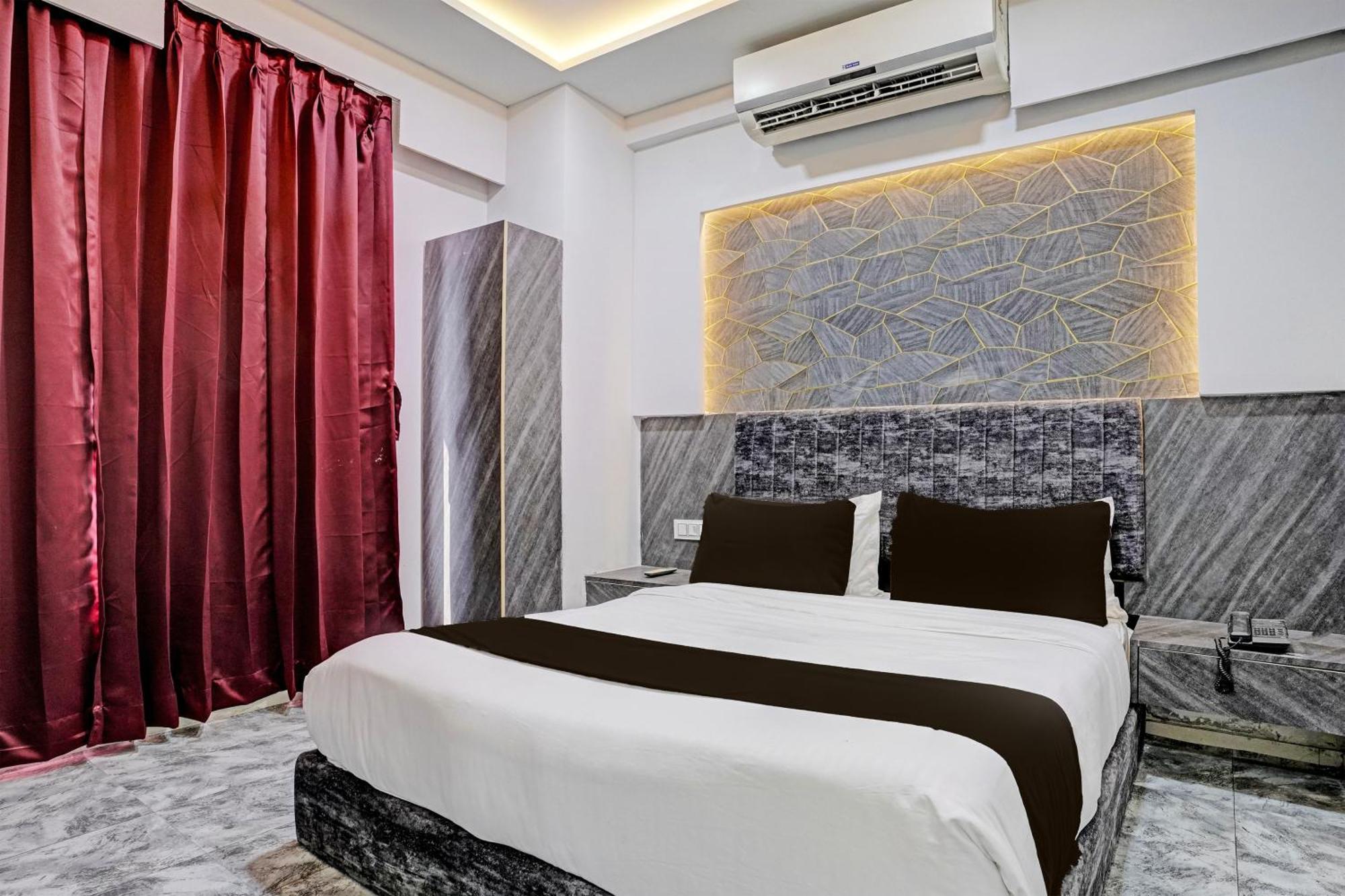 Hotel O Star Galaxy Surat Ngoại thất bức ảnh