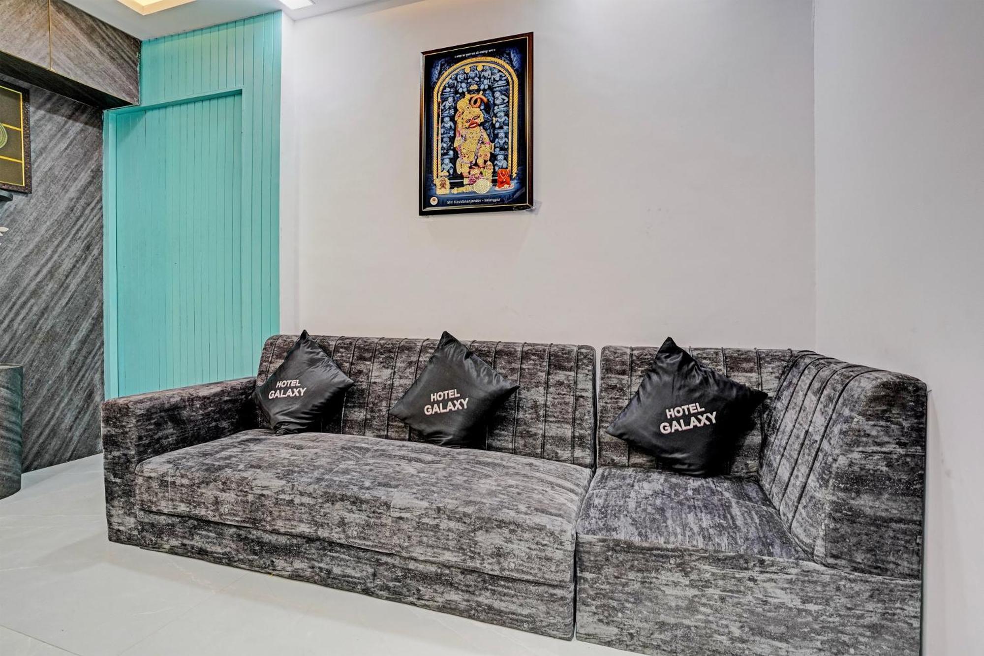 Hotel O Star Galaxy Surat Ngoại thất bức ảnh